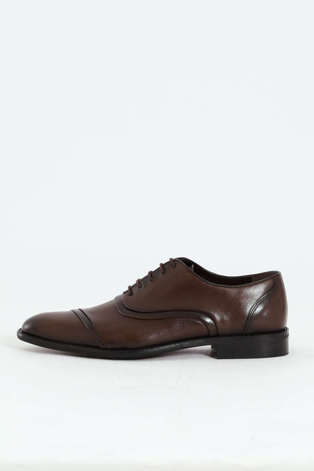 Leather Oxford Toe Cap Dress Shoe - Brown