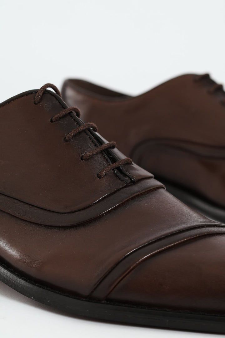 Leather Oxford Toe Cap Dress Shoe - Brown