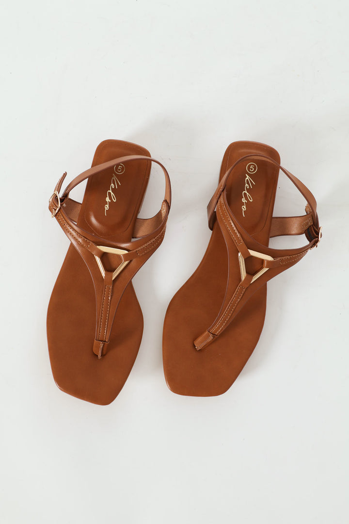 Low Block Heel Thong Sandal With Trim Detail - Tan