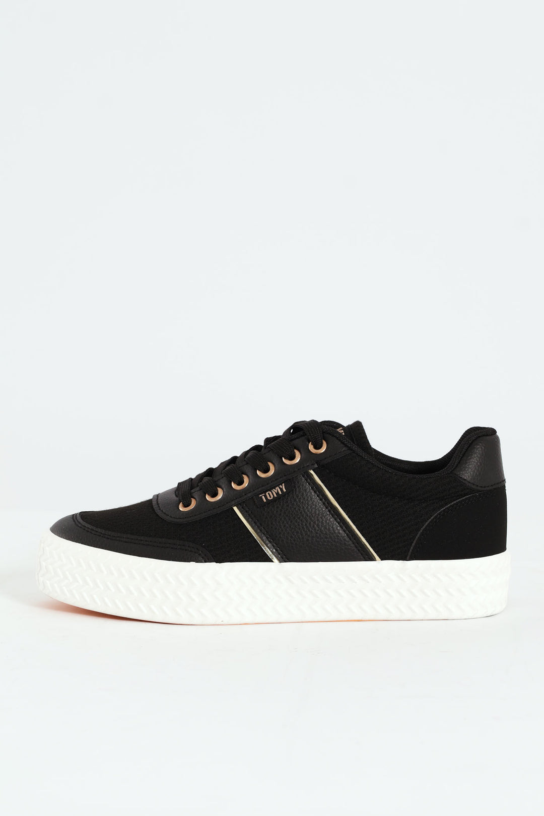 Danielle Pu Sneaker - Black