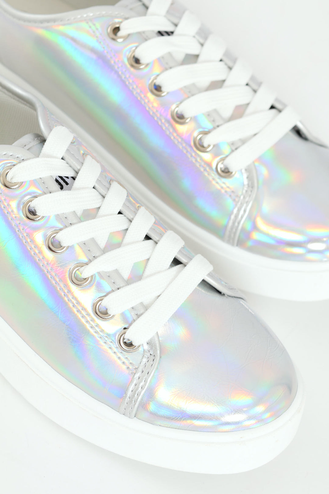 Flick Metallic Sneaker - Silver