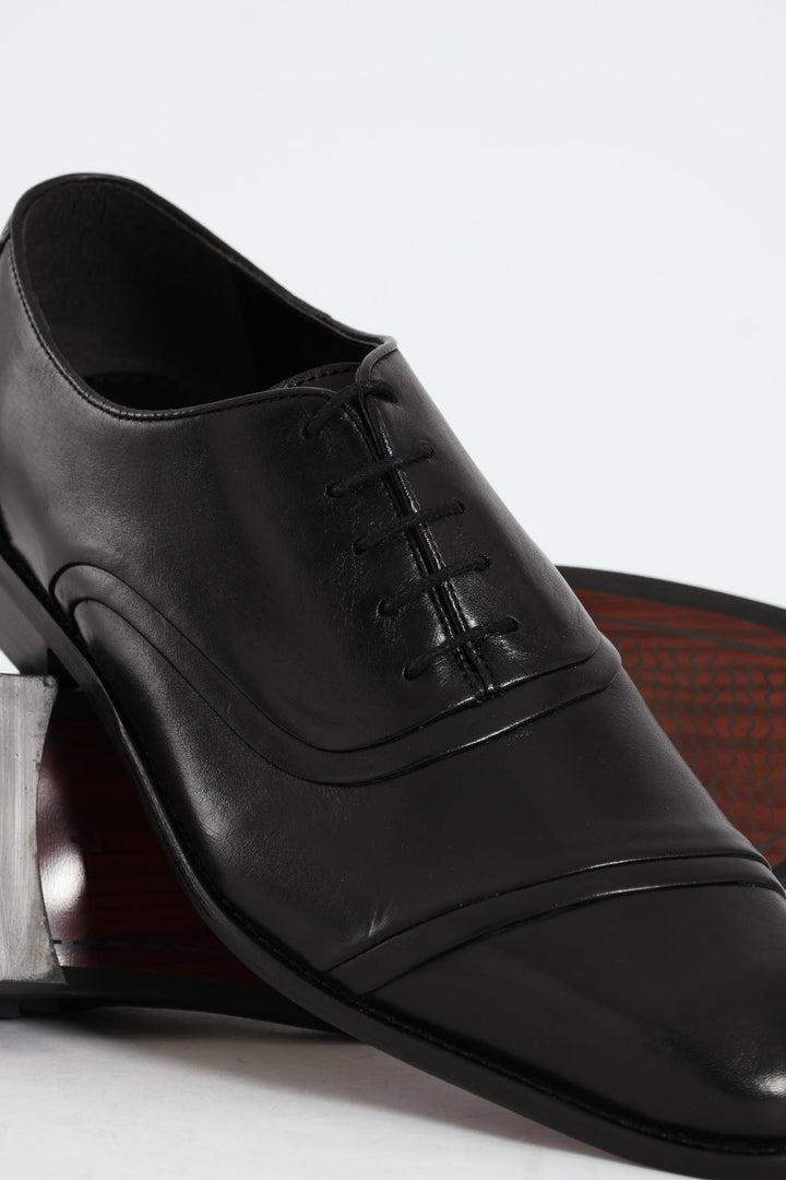 Leather Oxford Toe Cap Dress Shoe - Black