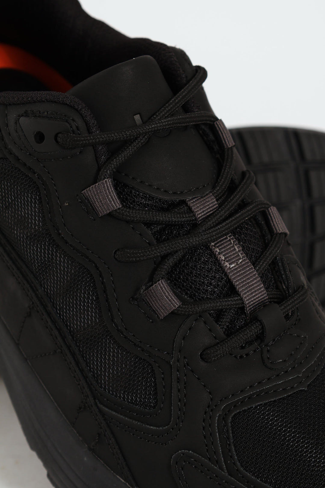 Wrangler Trail Shoe - Black