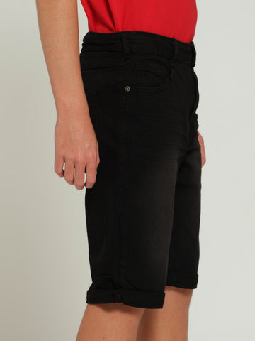 DENIM GATHER SHORTS W KIDS STICKER / BLK