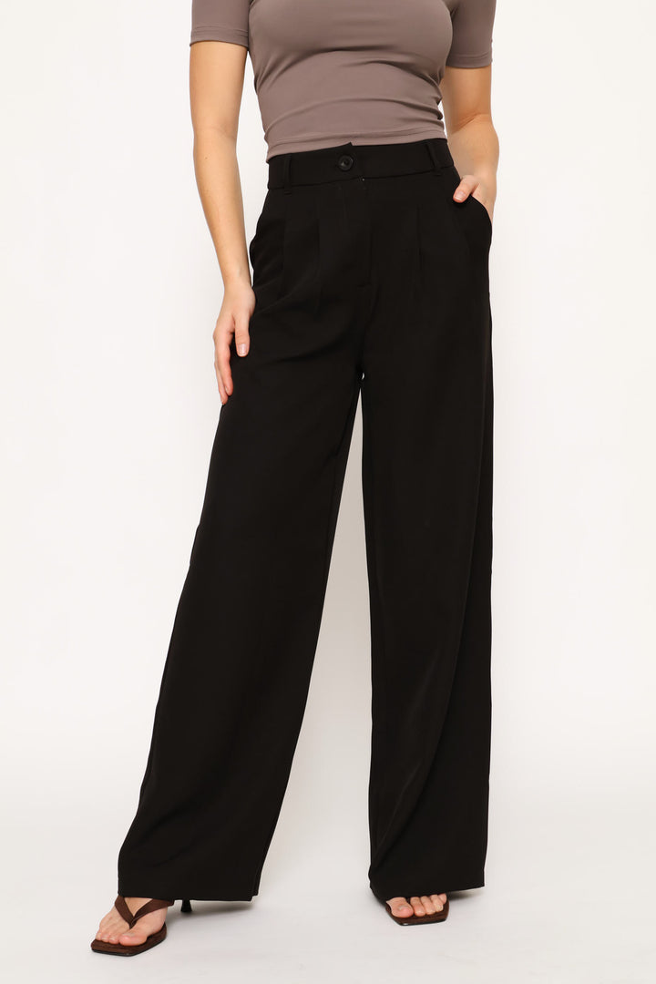 Wide Leg Pleated Trouser - Black