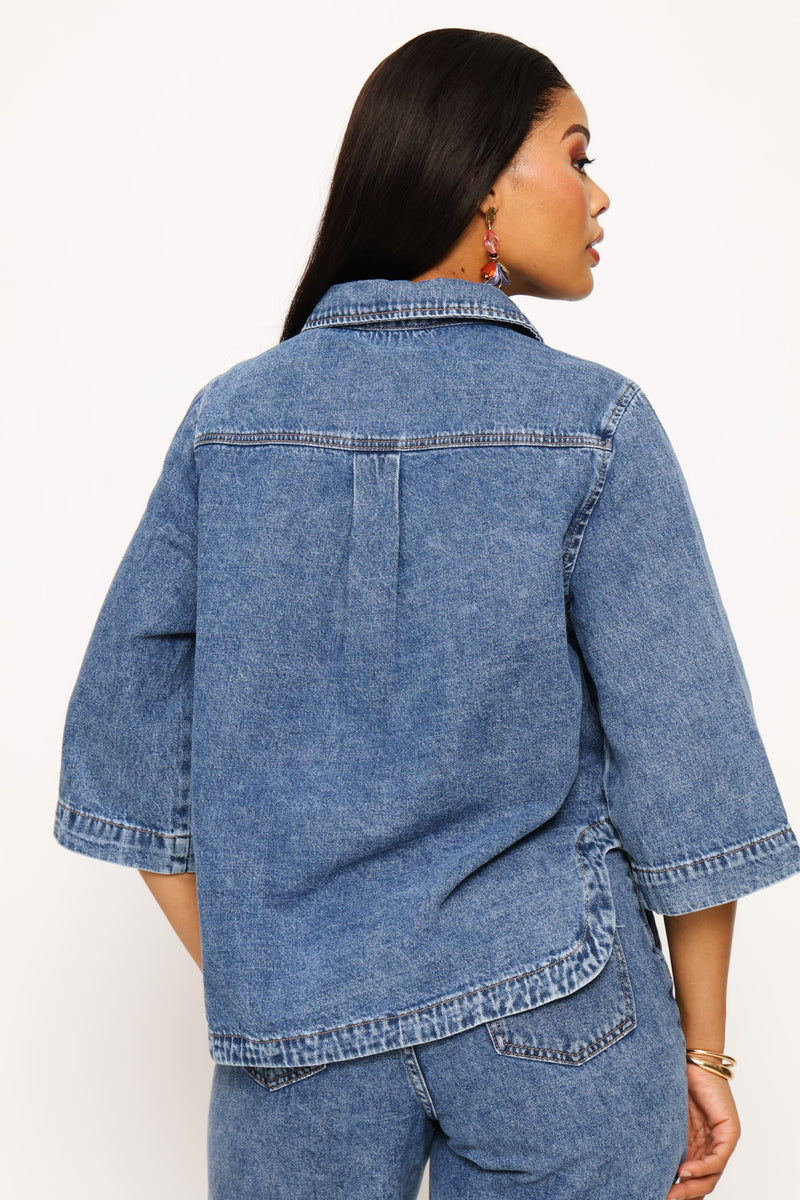 3/4 Sleeve Curved Hem Denim Shirt - Medium Wash