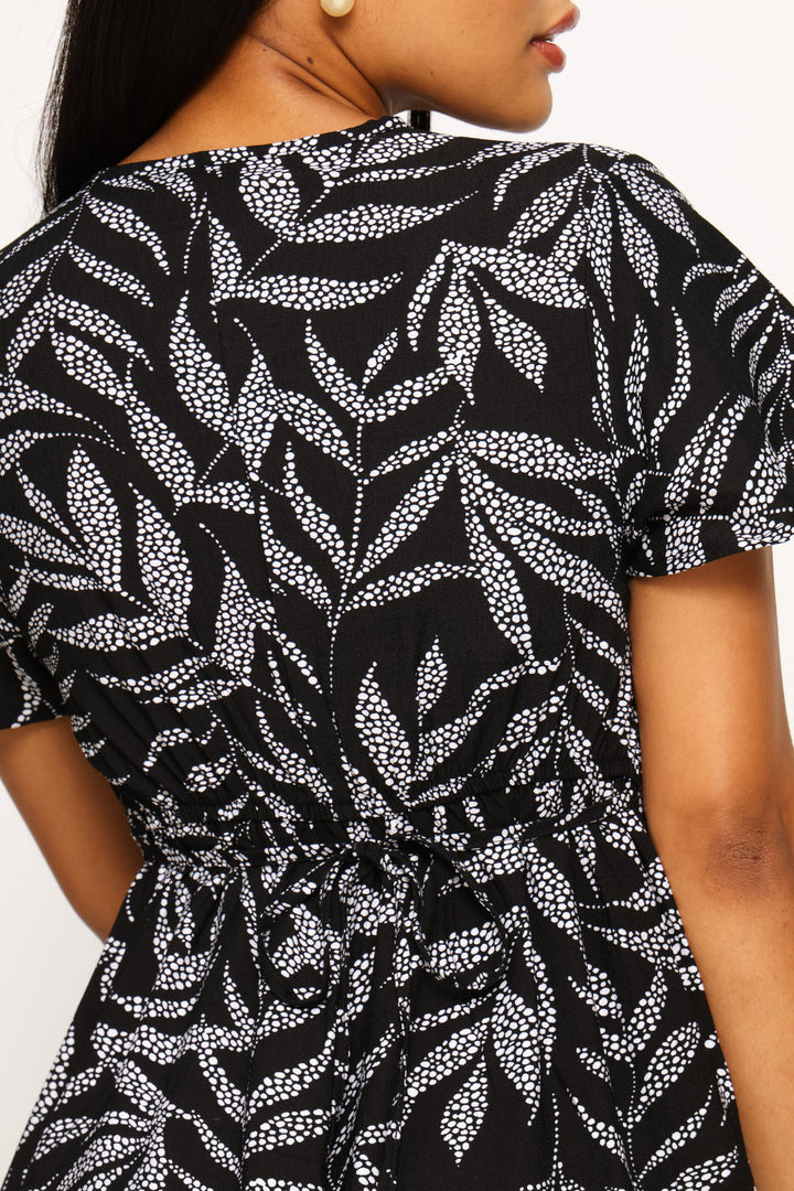 Flutter Sleeve V-Neck Flare Mini Dress - Black/White