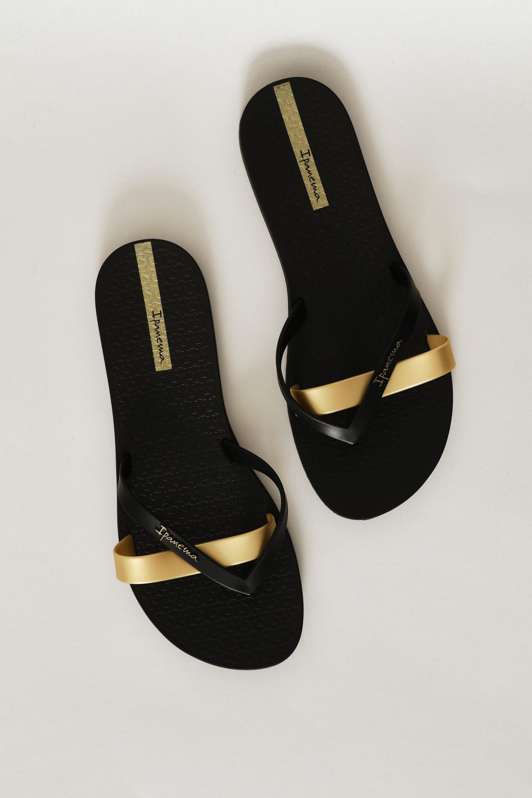 Kirei Thong Sandal - Black