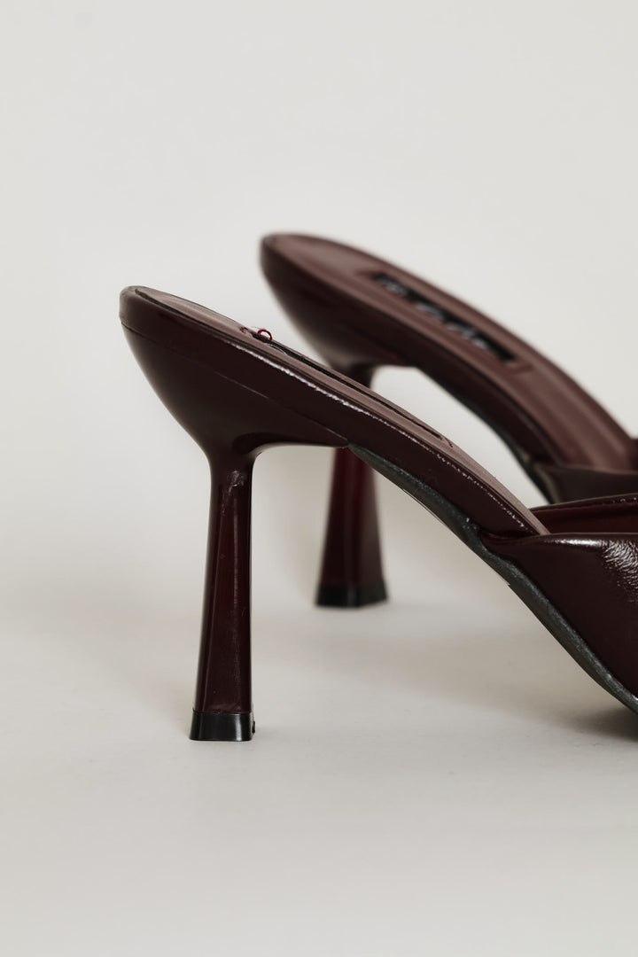 Pointed Toe Stiletto Mule Heel - Burgundy