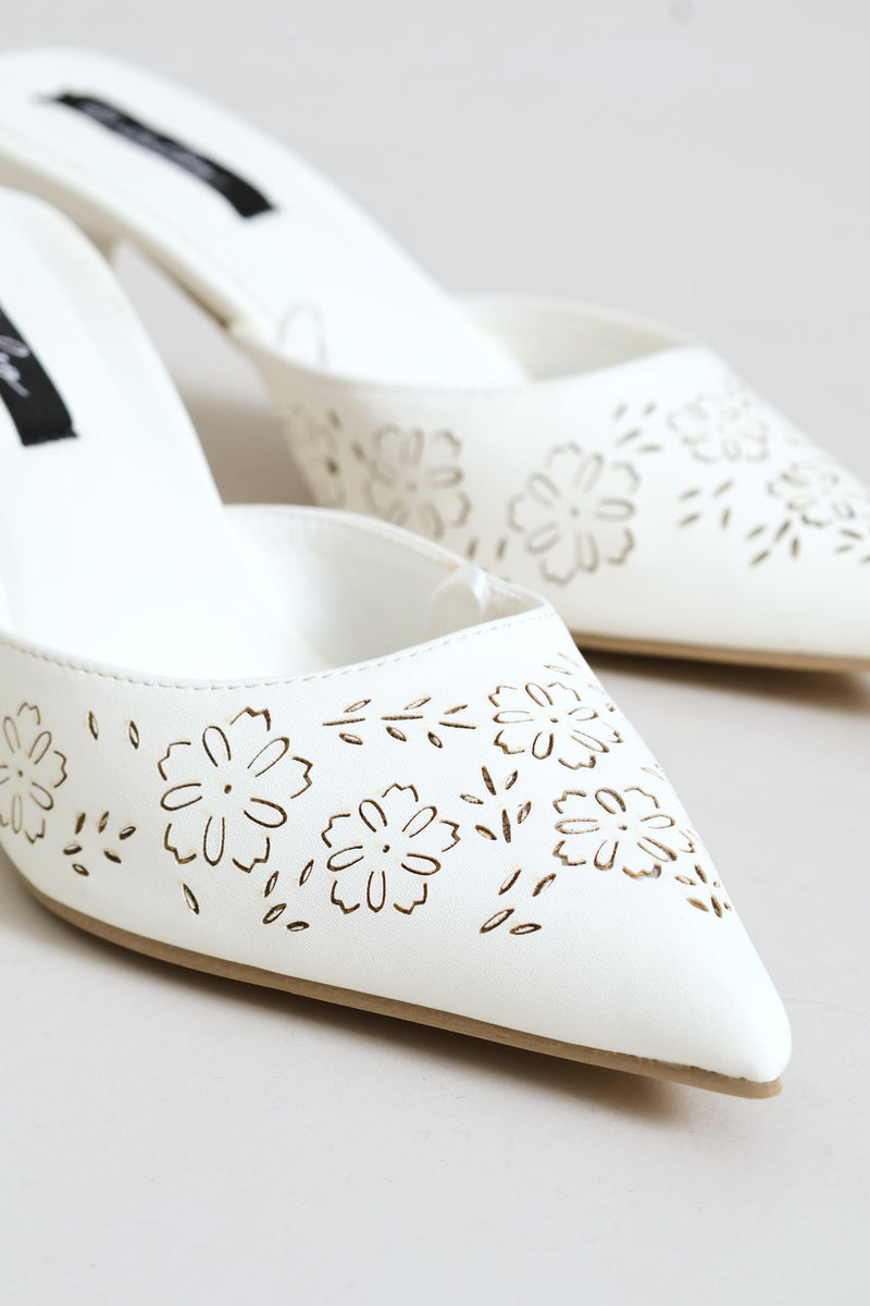 Pointy 3D Laser Cut Flower Mule Heel - Off White