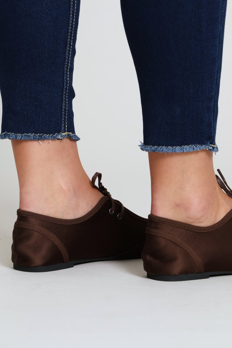 Lace Up Pump - Dark Chocolate