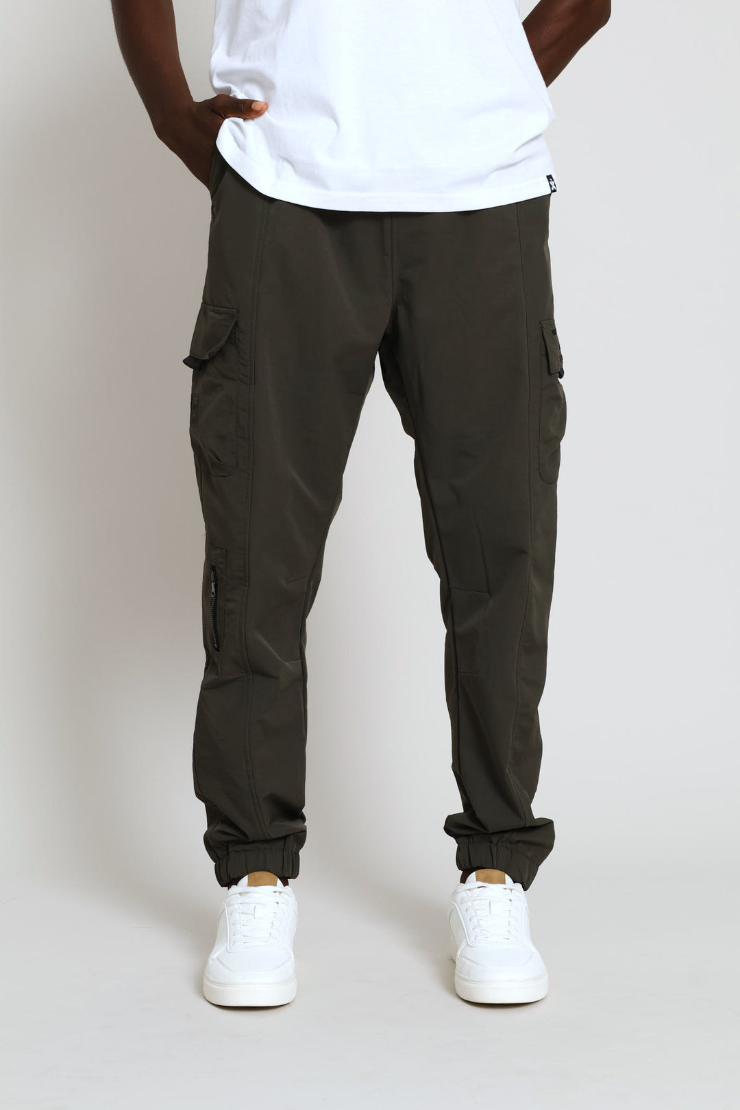 Nylon Hyb Jogger - Olive