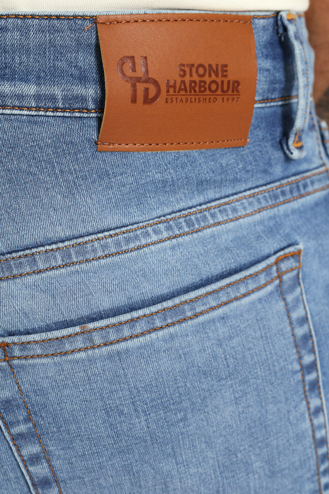 Mid Quartz Slim Denim - Mid Wash