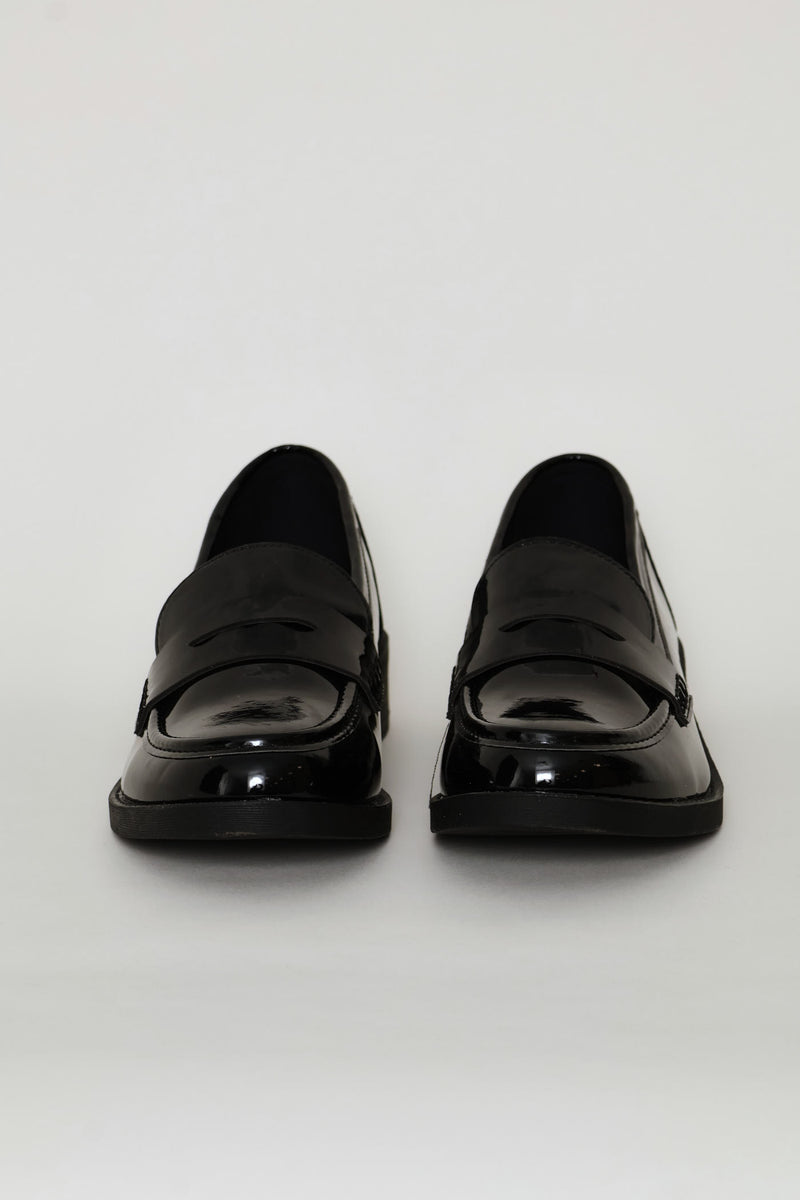 Thick Block Heel Penny Loafer - Black