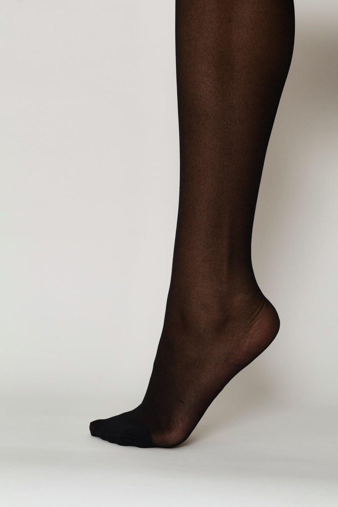 Extra Sheer High Shine Stockings - Black