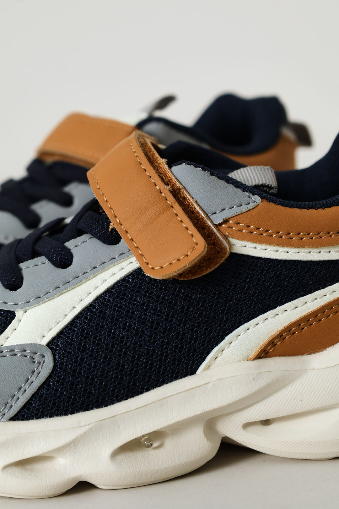 Pre-Boys Lace Up Trainer - Tan