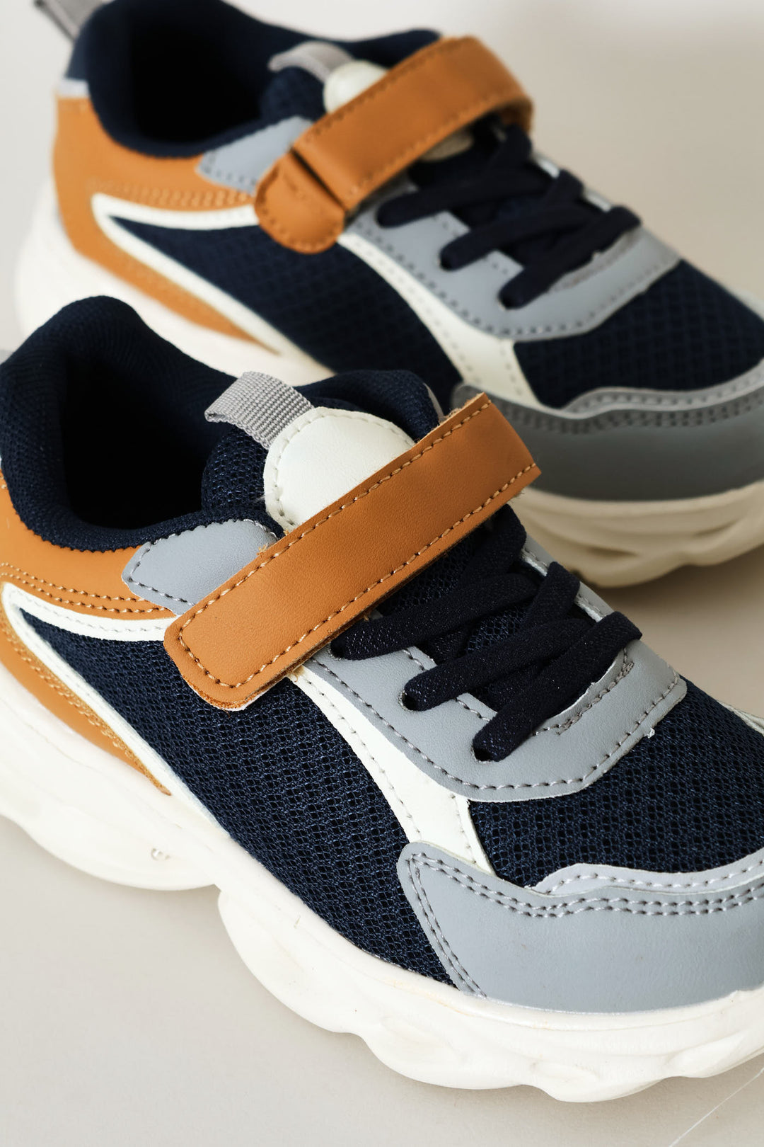 Pre-Boys Lace Up Trainer - Tan