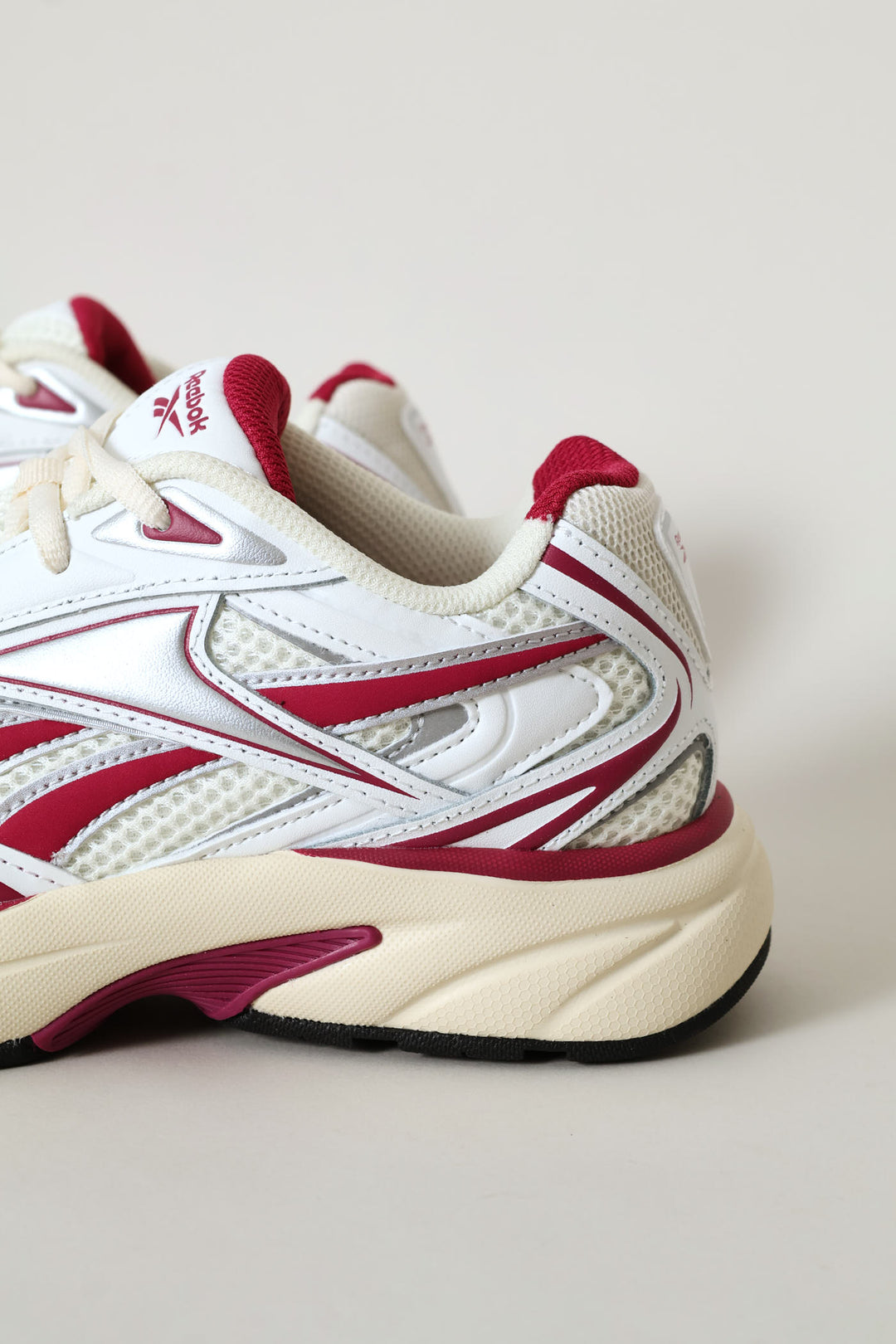 Belwave Sneaker - Berry