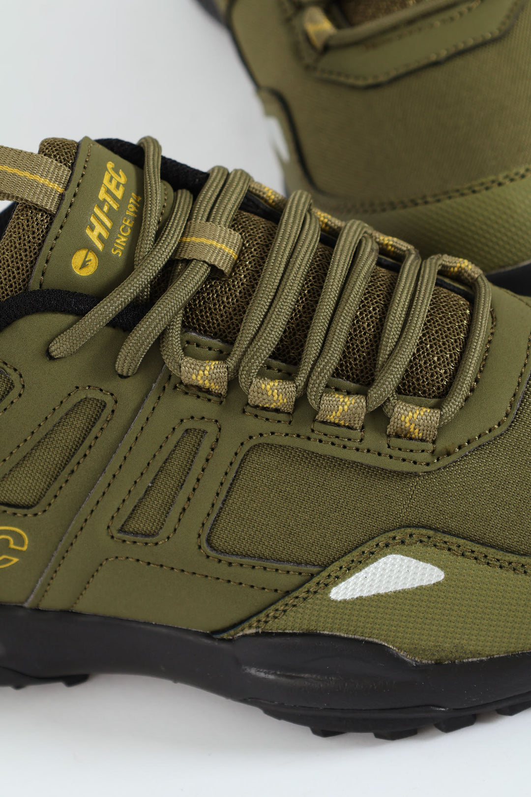 Barchan Closed Toe Lace Up Shoe - Olive