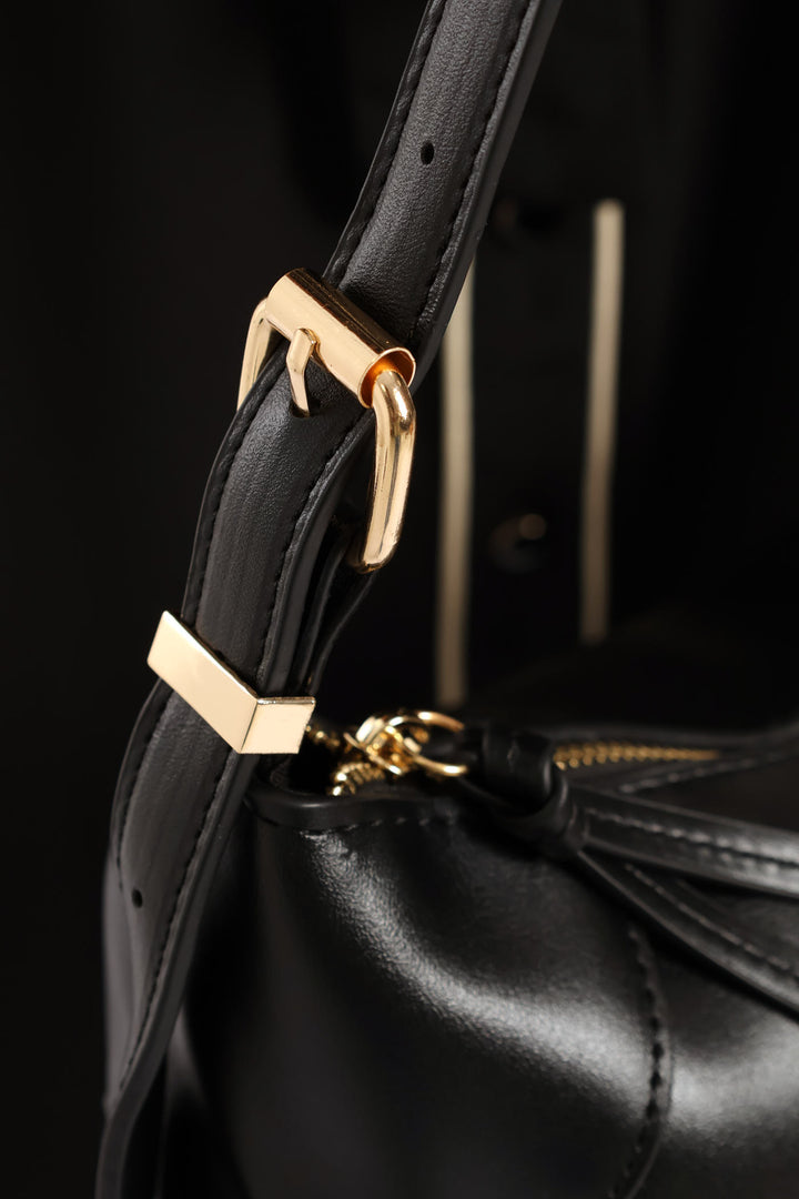 Buckle Detail Shoulder Bag - Black