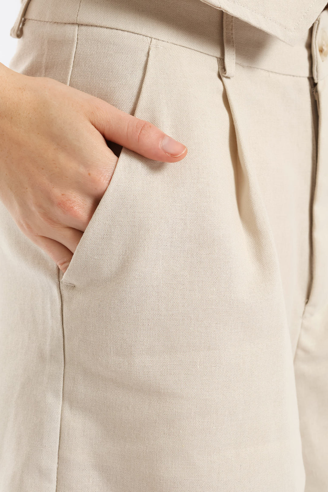 Pintuck Tailored Linen Mid Thigh Shorts - Oatmeal Melange