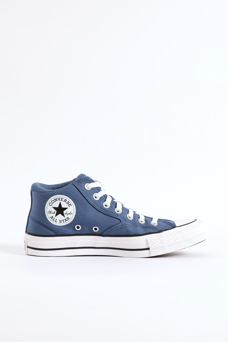 Chuck Taylor All Star Malden Street Sneaker - Blue