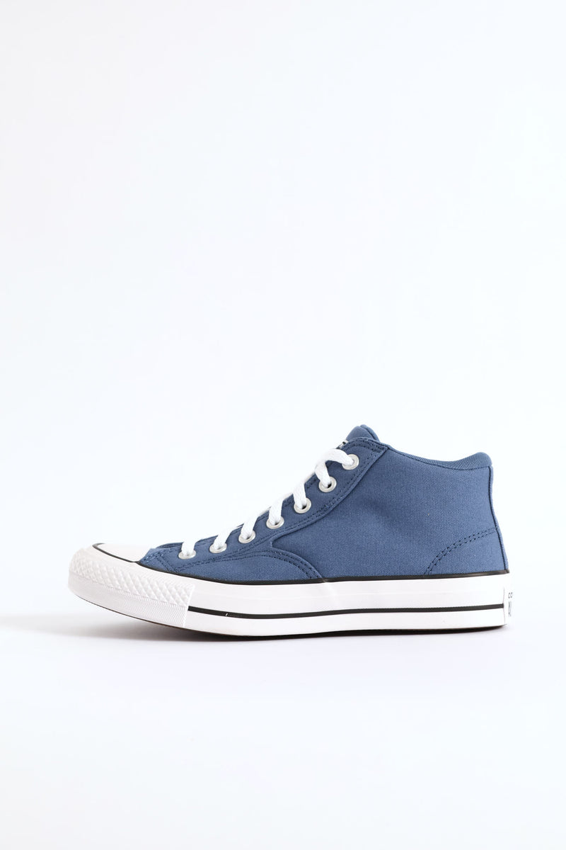 Chuck Taylor All Star Malden Street Sneaker - Blue