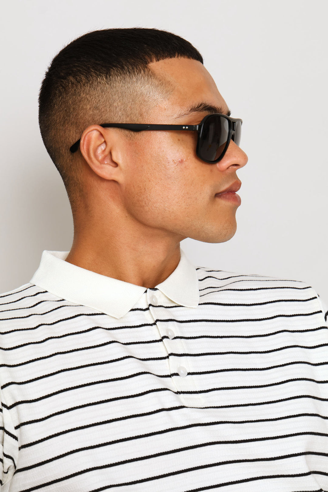 Striped Textured Knit Golfer - Black/White