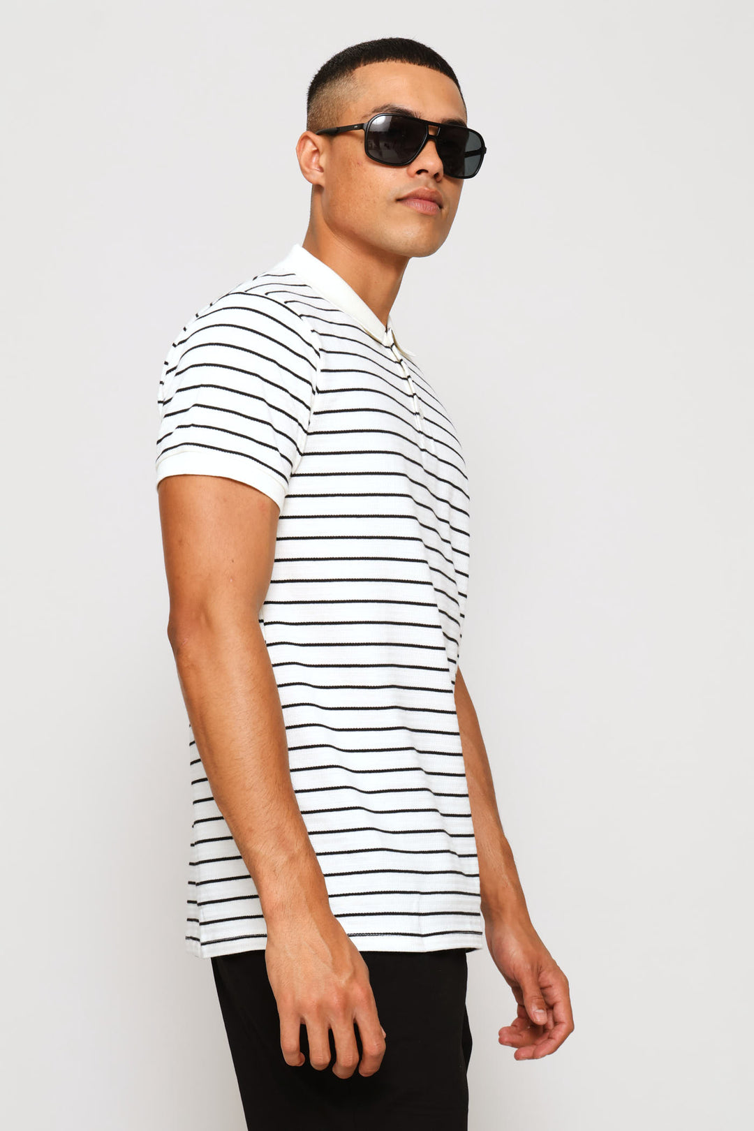 Striped Textured Knit Golfer - Black/White