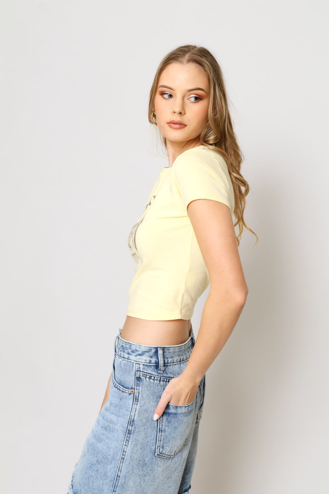 Squeezed Baby Tee - Light Yellow