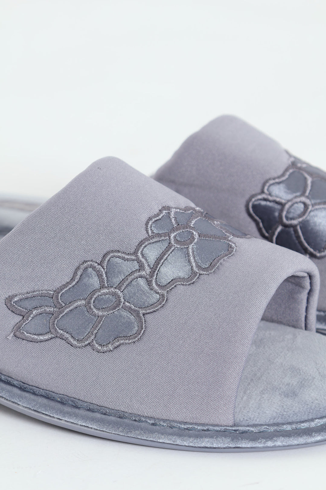 Quilted Open Toe Slipper With Flower Detail - Grey