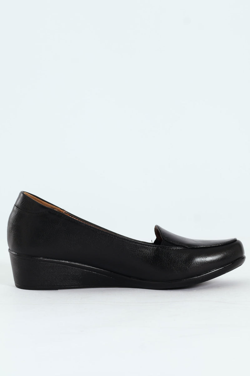 Ladies Elastic Slide Wedge