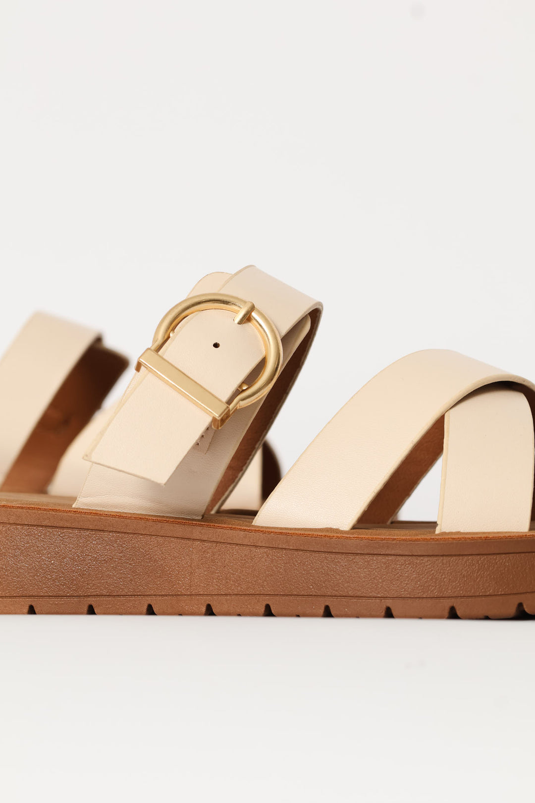 Single Band Comfort Crosstrap Sandal - Stone
