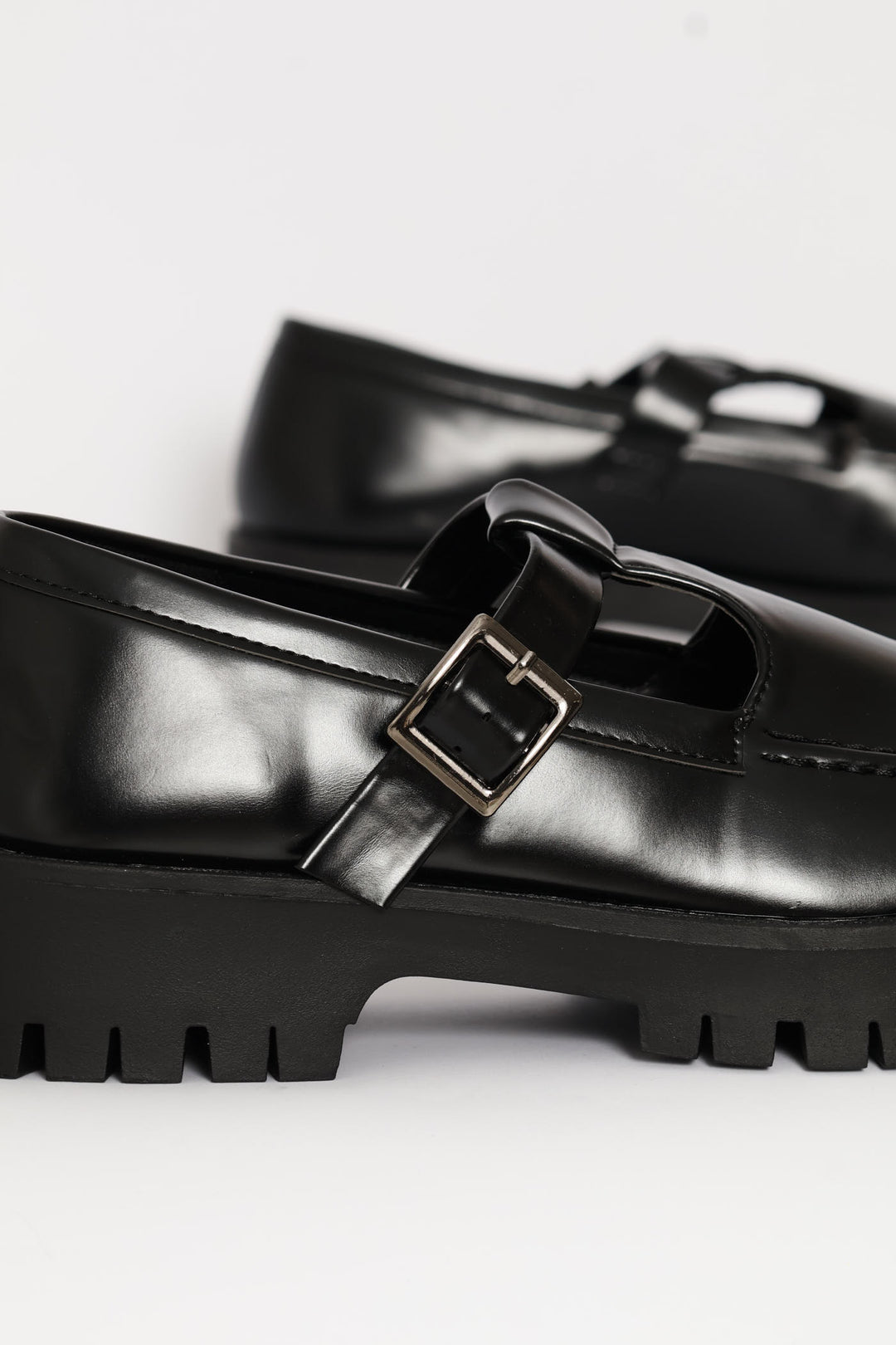Loafer With Chunky Outsole - Black