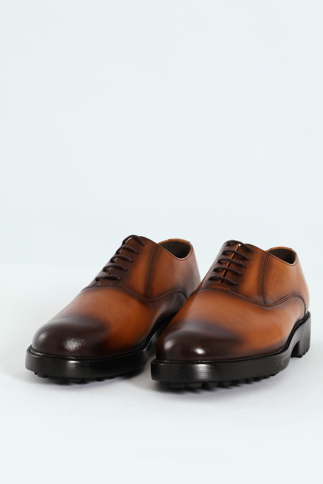 Plaine Toe Oxford Shoe - Tan