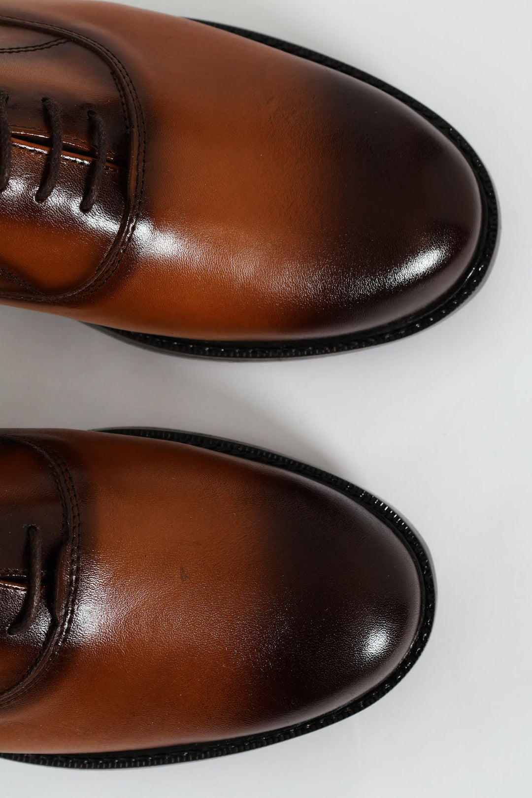 Plaine Toe Oxford Shoe - Tan