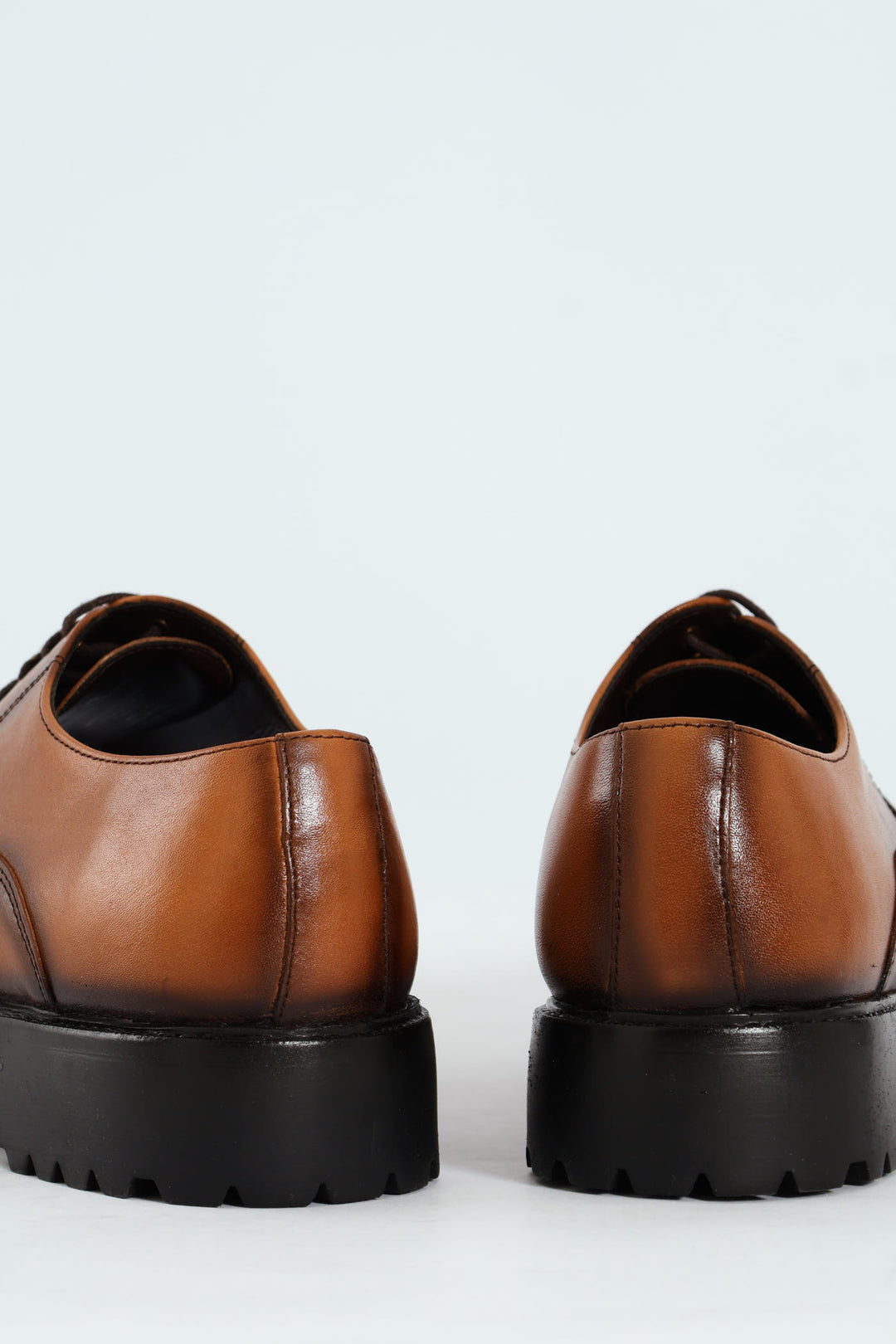 Plaine Toe Oxford Shoe - Tan