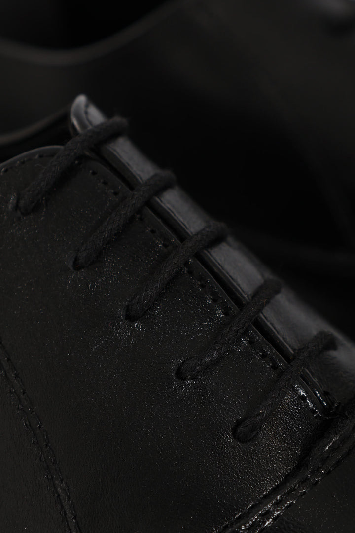 Plaine Toe Oxford Shoe - Black