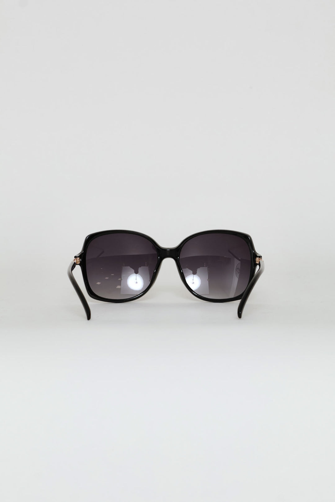 Large Retro Gold Detail Frame Smoke Lens Sunglasses - Black