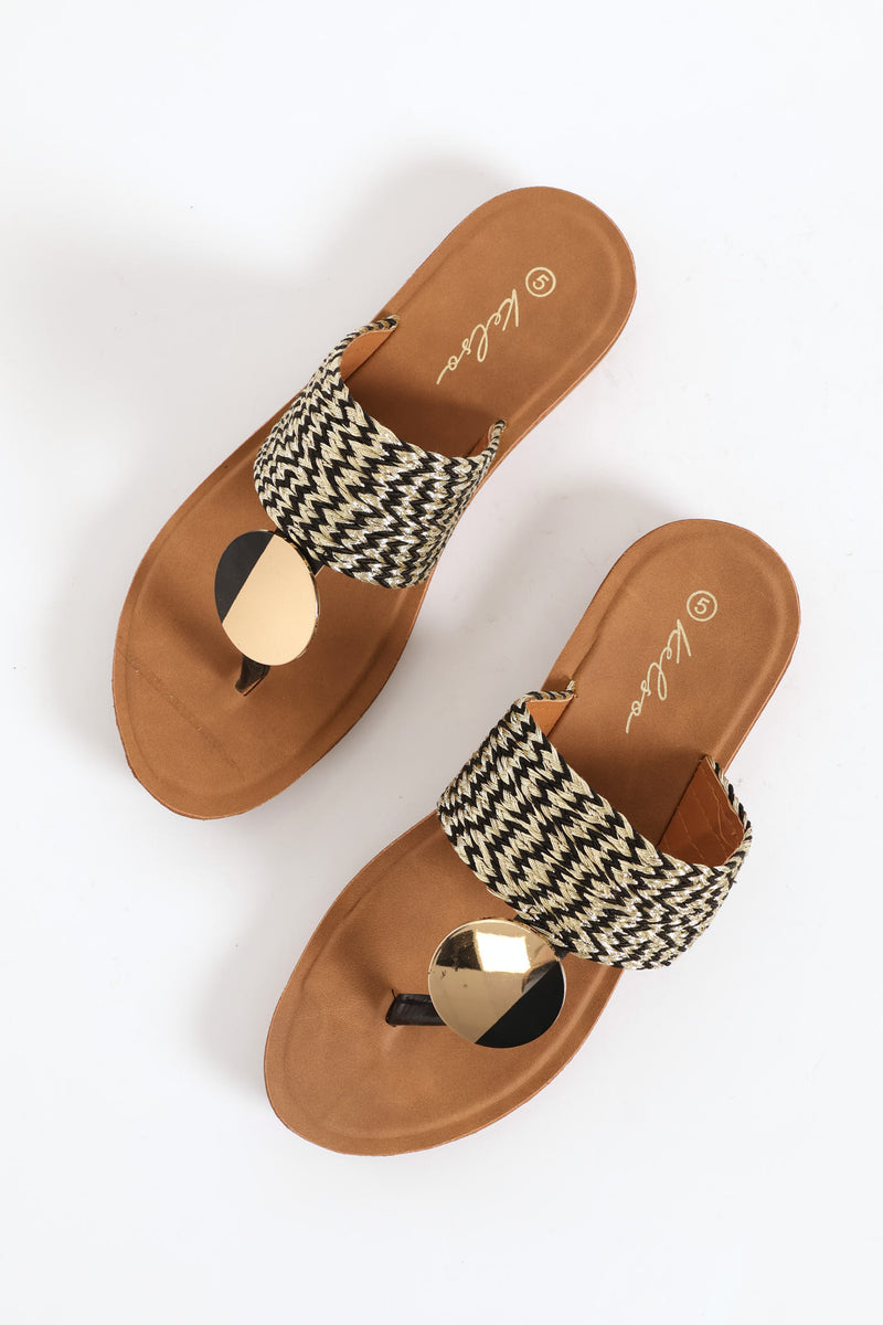Thong Sandal With Aztec Detail On Comfort Outsole - Black