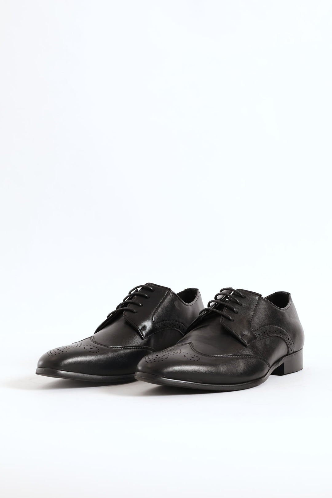 Stitched Wing Detail Lace Up Derby Shoe - Black