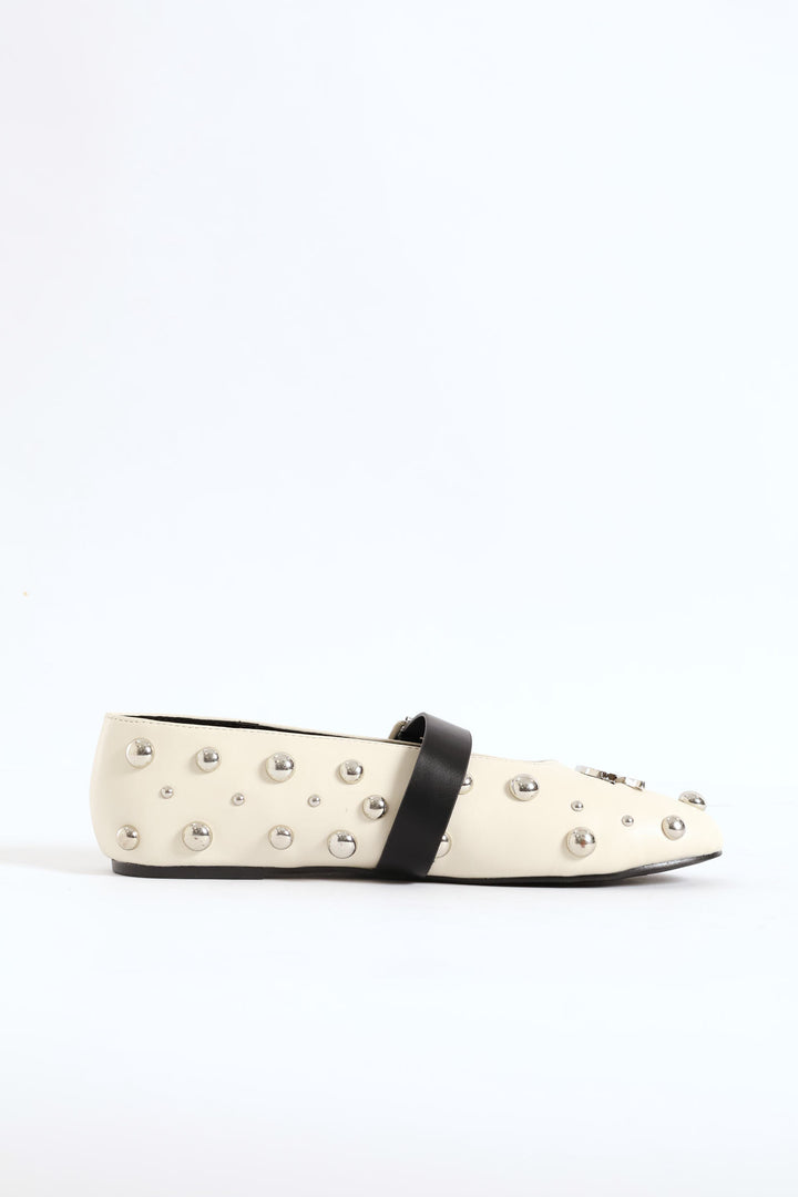 Bobby Studded Pump - Cream
