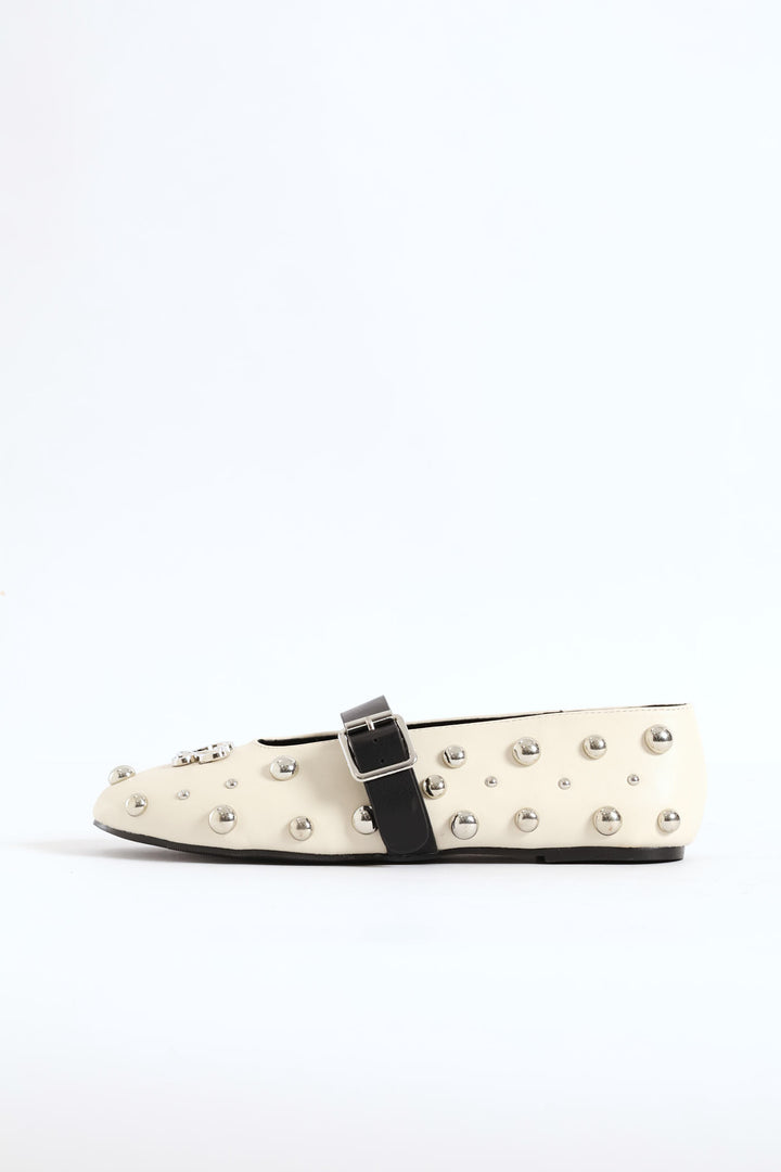 Bobby Studded Pump - Cream