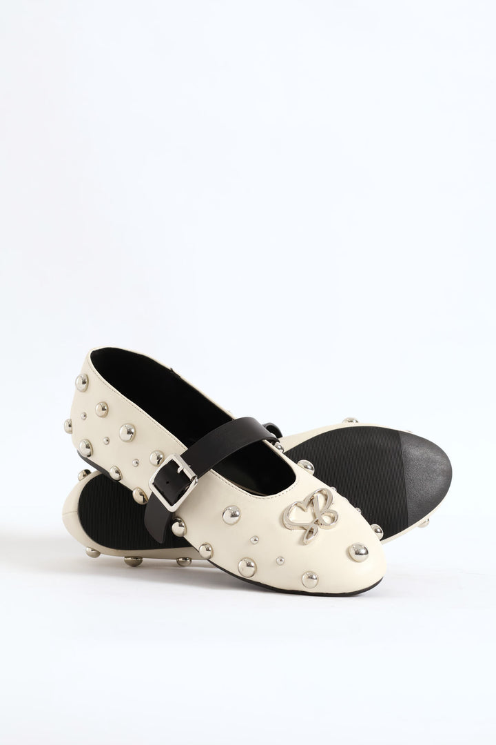 Bobby Studded Pump - Cream