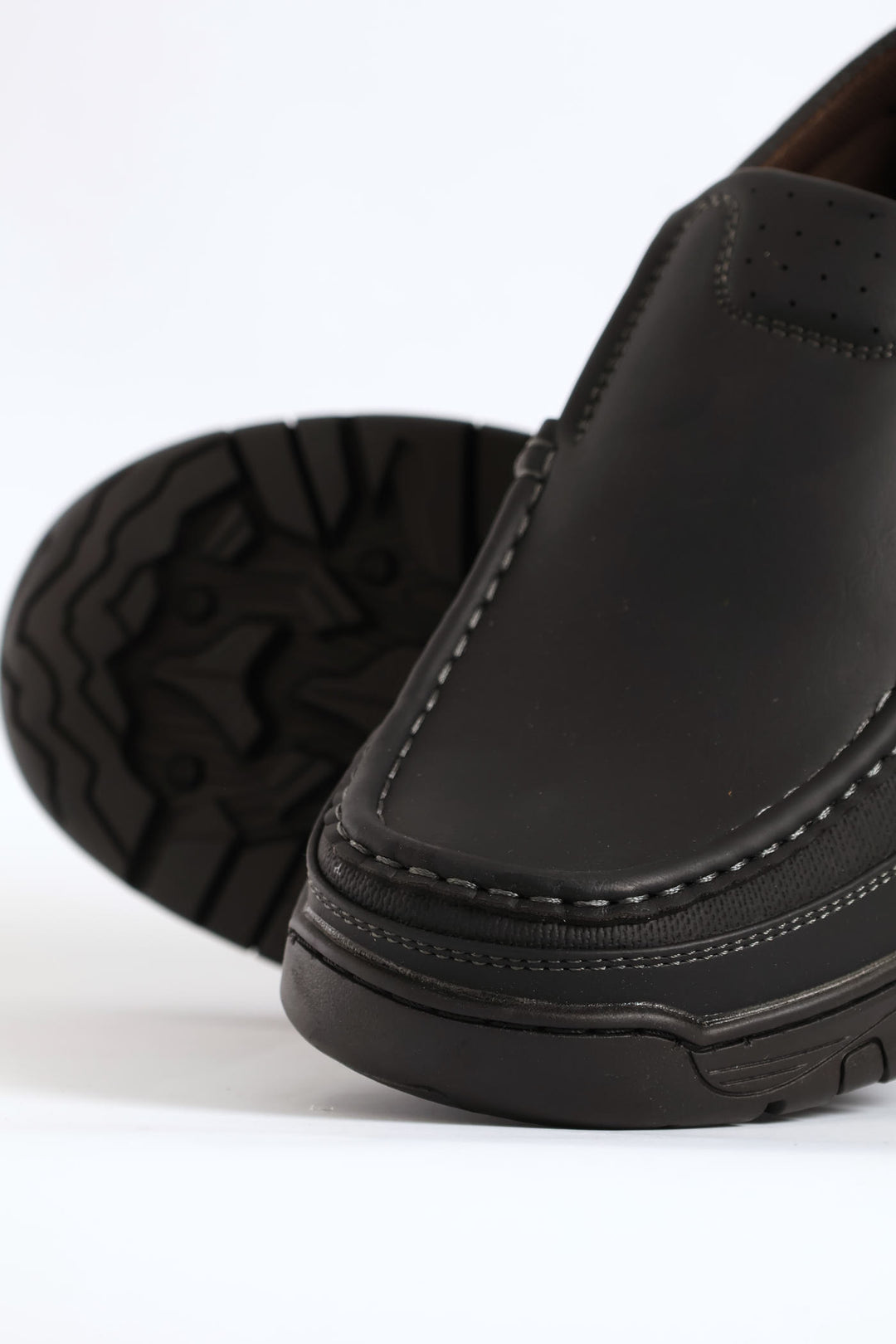 Todd Slip On Worker Shoe - Black