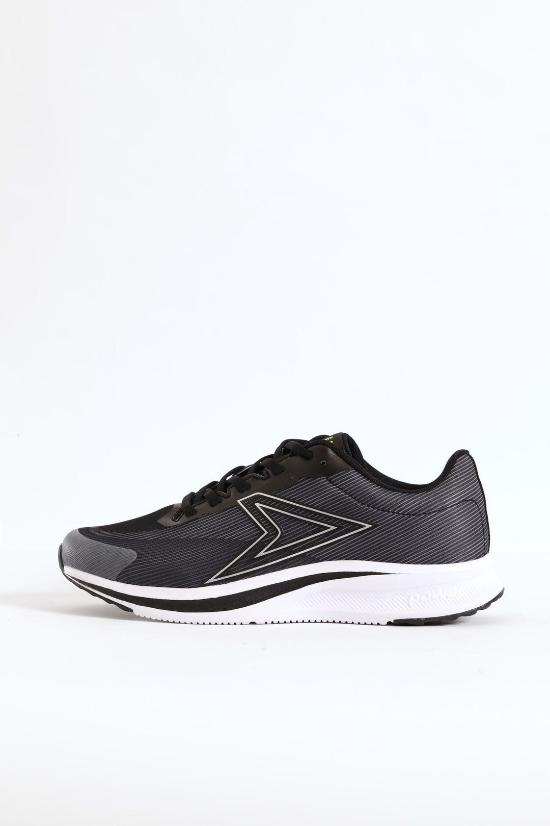 Harrow Mesh Trainer - Black/White
