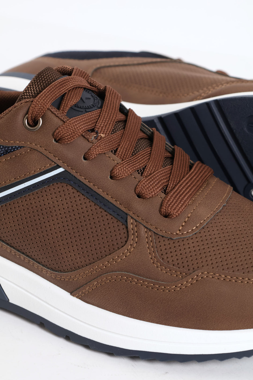 River Panelled Casual Sneaker - Brown