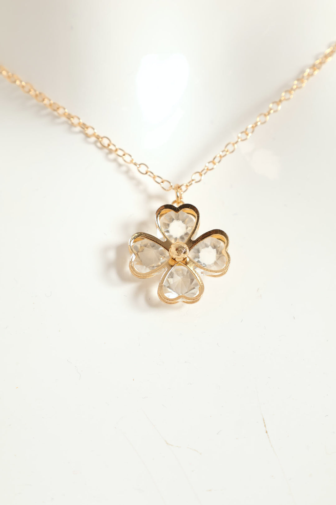 Floral Pendant Necklace - Gold
