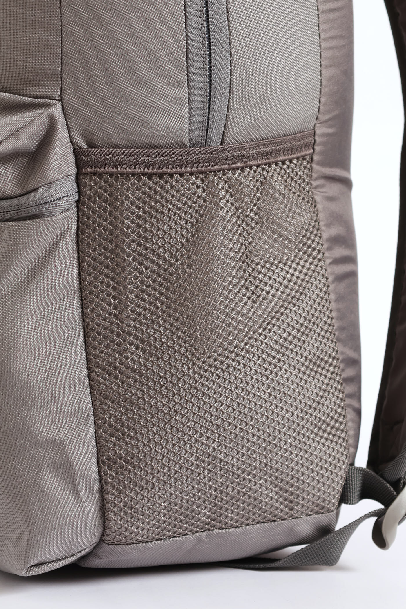 Mens Phase Invisble Zip Backpack - Grey – Edgars