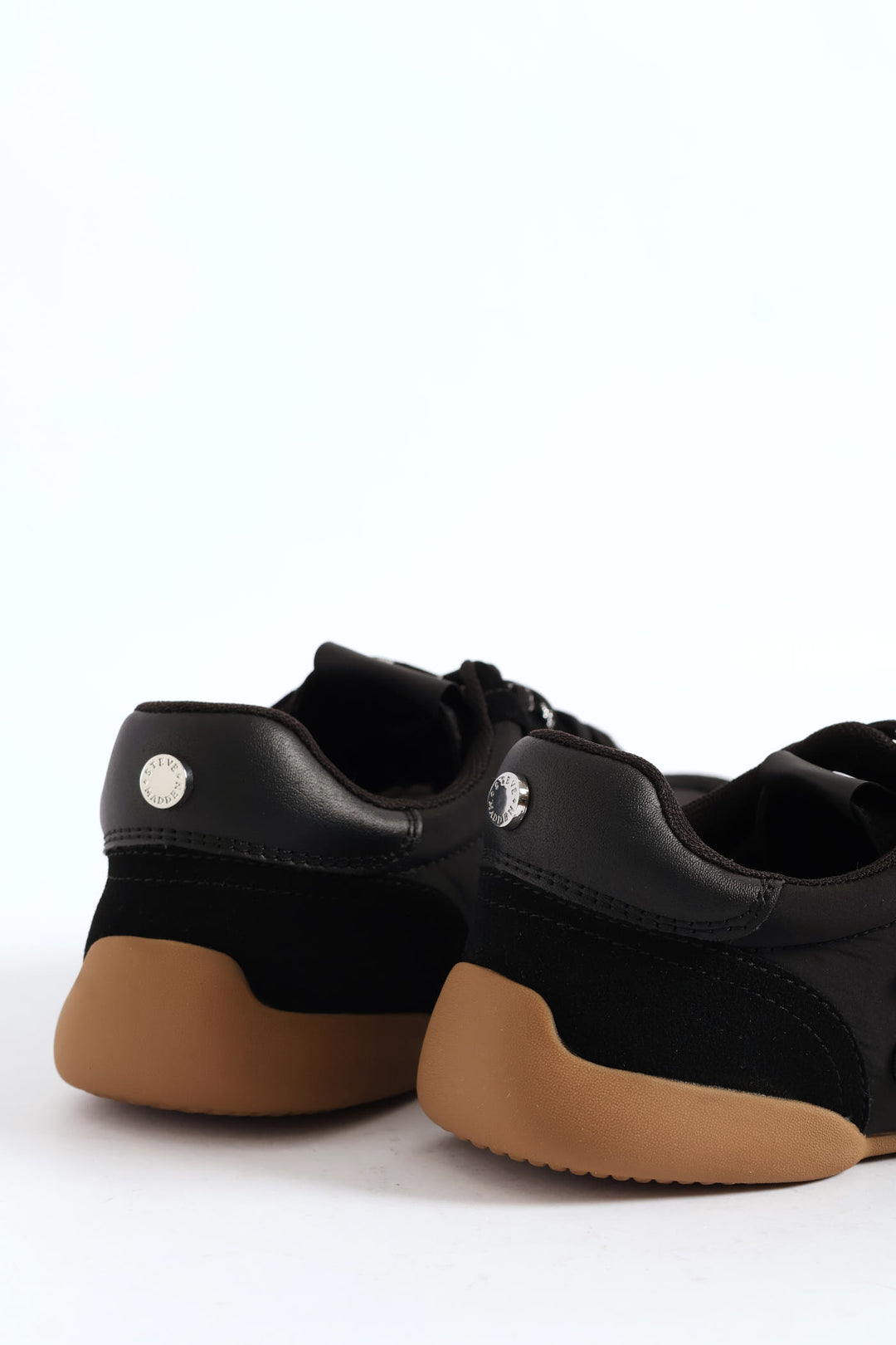 Bevhills Sneaker - Black/Silver